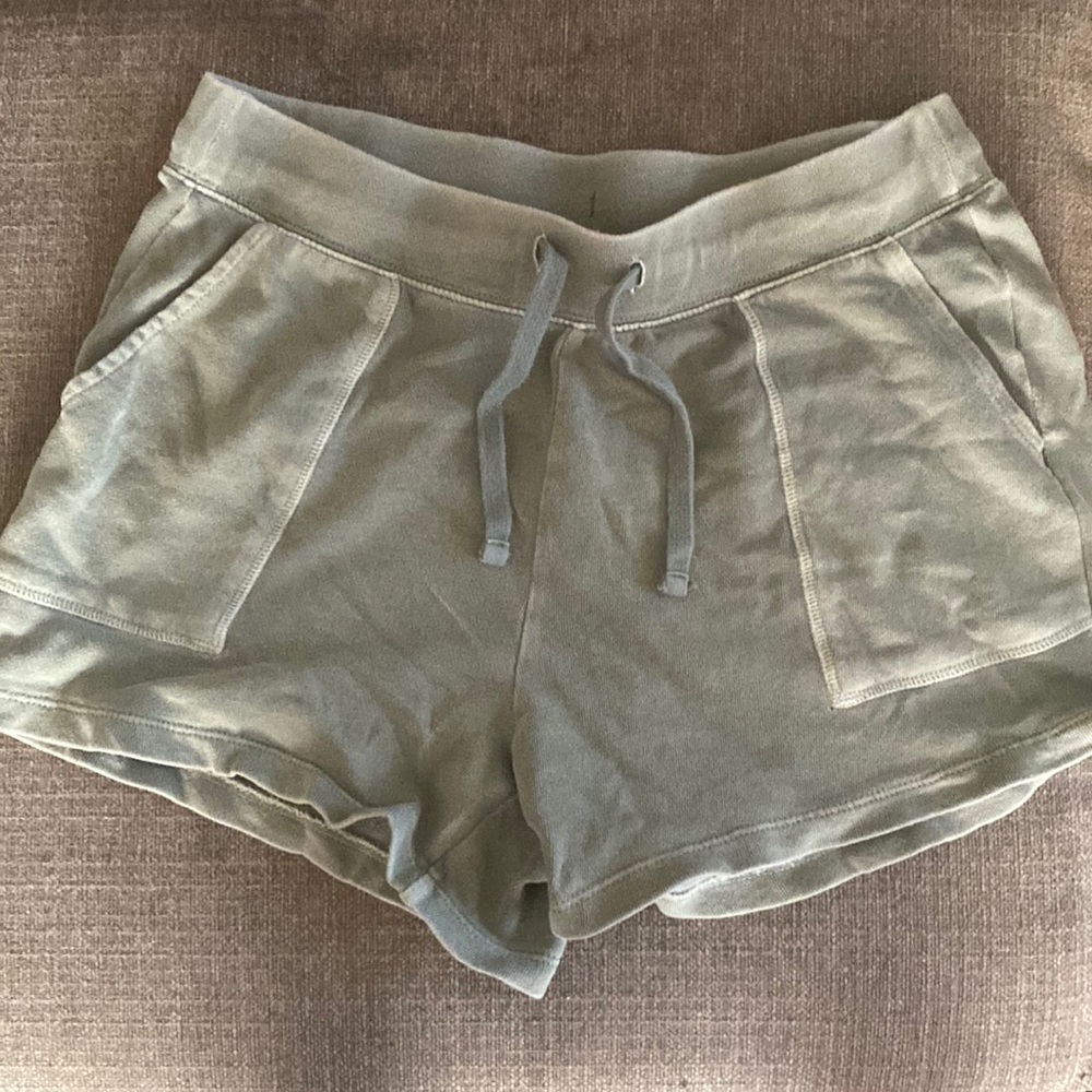 NWOT women’s jersey shorts